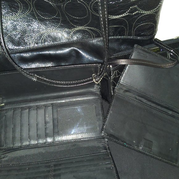 Coach bundle - Picture 4 of 5